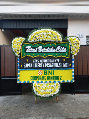 Papan Bunga Duka di Gladagsari